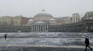 Meteo Napoli, dopo un assaggio di primavera torna il gelo: Burian bis in arrivo