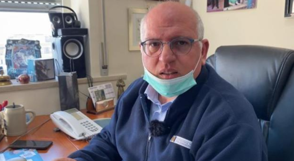 L'appello del dottore Ascierto: "Il virus non si è indebolito"