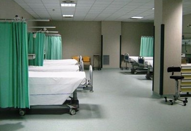 Isernia, anziano ucciso in ospedale: carabinieri arrestano un'infermiera