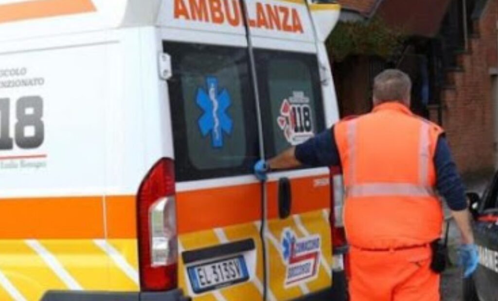 Napoli: "I supereroi non devono fare pipì". Barista non fa andare in bagno operatore del 118