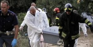 Tragedia a Cava dei Tirreni, ragazzo di 20 anni si toglie la vita