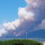 Incendi sul Vesuvio e nel resto del Napoletano, l'avviso degli esperti