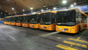 ANM, 20 giorni per trovare un accordo: l'ipotesi privati scatena i sindacati