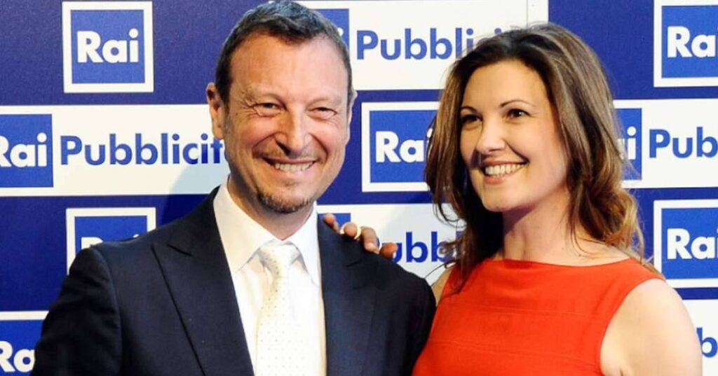 Moglie di Amadeus inviata a Sanremo per La Vita in Diretta, scoppia un'altra polemica sul Festival