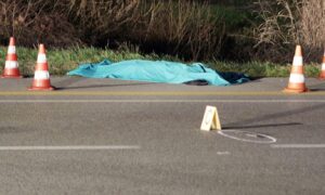 Tragedia sull'Asse Mediano, uomo investito e ucciso da un'auto