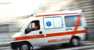 Dramma nell'Agro Aversano, moglie rientra in casa e trova il marito privo di sensi in piscina