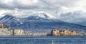 Meteo Campania, allerta della Protezione Civile per il gelo: in arrivo la neve
