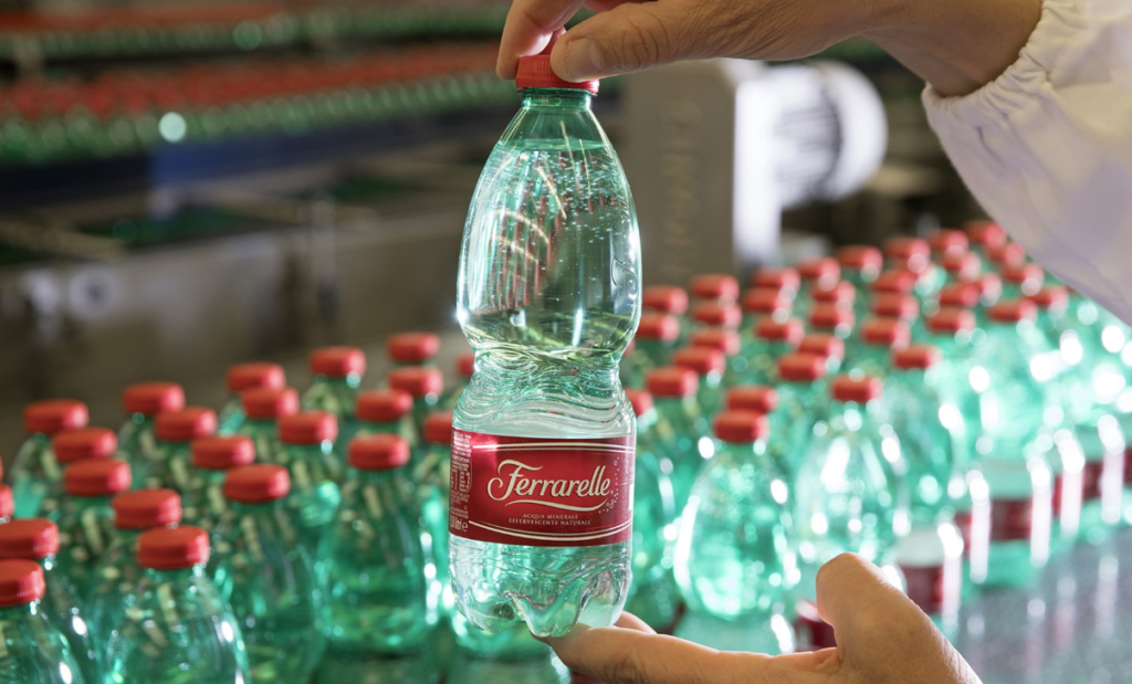 Ferrarelle scende in campo per gli ospedali del territorio: "200mila euro al Cotugno di Napoli e gli Spedali di Brescia"