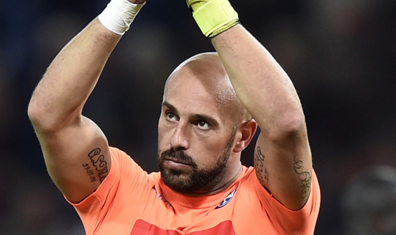 Calciomercato Napoli, occhi del Milan puntati su Pepe Reina