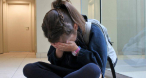 Vergogna in provincia, nonno abusa della nipotina: "Approfittava di lei quando l'accudiva"