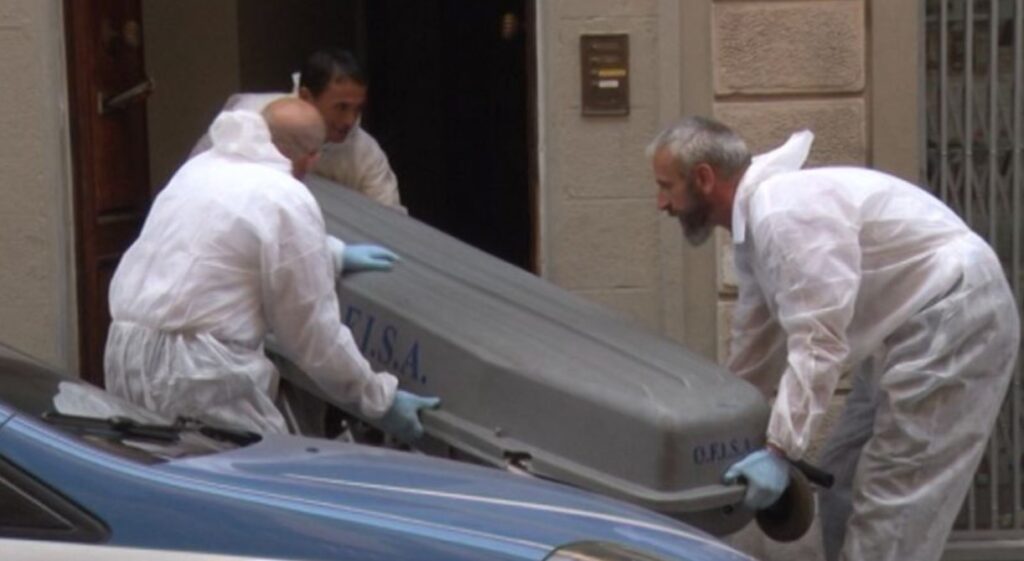 Dramma nel Salernitano, donna scivola nella vasca da bagno e muore