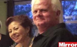 Muore soffocata durante un rapporto intimo, per il marito è a causa del suo peneMuore soffocata durante un rapporto intimo, per il marito è a causa del suo pene