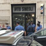 Non aveva la prenotazione, cliente accoltella il barbiere Vito Simeoli