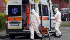 Torna la paura del coronavirus a Salerno: due positivi nello stesso quartiere