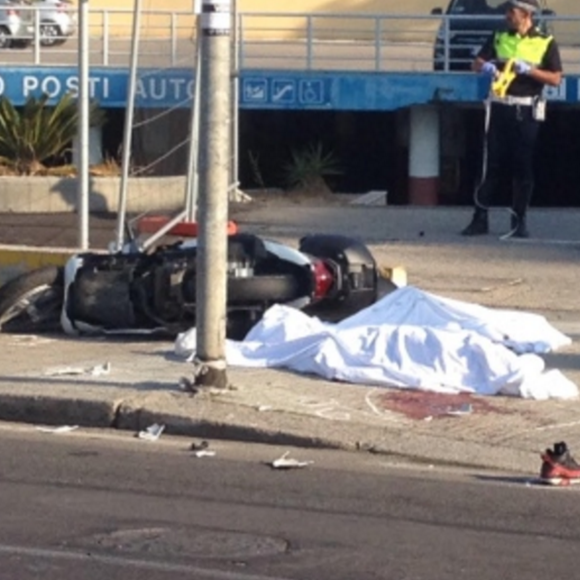 Tragedia a Sant'Agnello, scontro tra due scooter: 20enne perde la vita