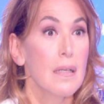 Barbara D'Urso attacca il Grande Fratello Vip a Pomeriggio 5: "Bisogna fare attenzione"