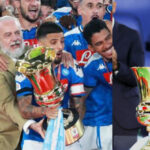 Il Napoli vince la Coppa Italia ed è subito ironia su Sarri: "Distanziamento sociale dai trofei"