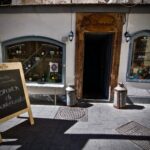 "A Scuola in Bicicletta", Napoli si unisce per donare un sorriso ai bambini indiani