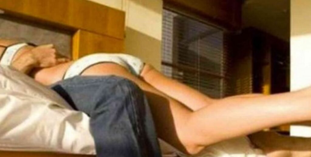 Adam e Beatrice, esempio di coppia aperta. Lei può andare a letto con chi vuole