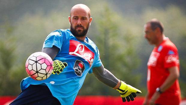 Addio Pepe Reina? Per il prossimo campionato arriva Szczesny dalla Roma