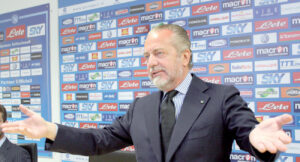 Yebda, ex Napoli, denuncia De Laurentiis: "Mi deve 100mila euro"