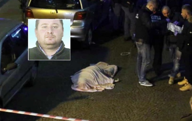 Spari ad Acerra, uomo ucciso sotto casa: la vittima è un pregiudicato