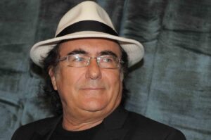 Al Bano Carrisi ricoverato d'urgenza in ospedale, paura per il cantante
