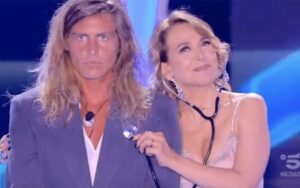 alberto-mezzetti-barbara-durso-cena-bacio