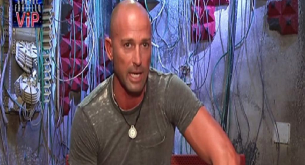 Amante di Stefano Bettarini esce allo scoperto e chiede scusa alla Ventura