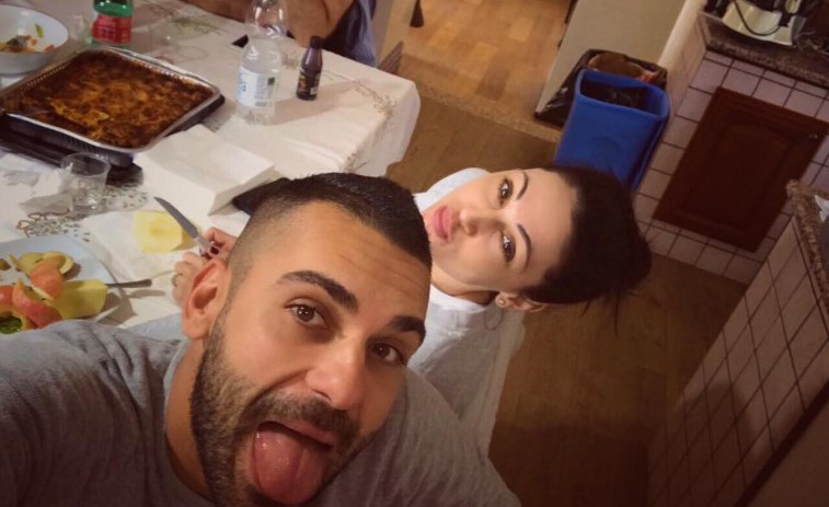 Anna Tatangelo: la bugia che preoccupa i fan, il dettaglio nella foto