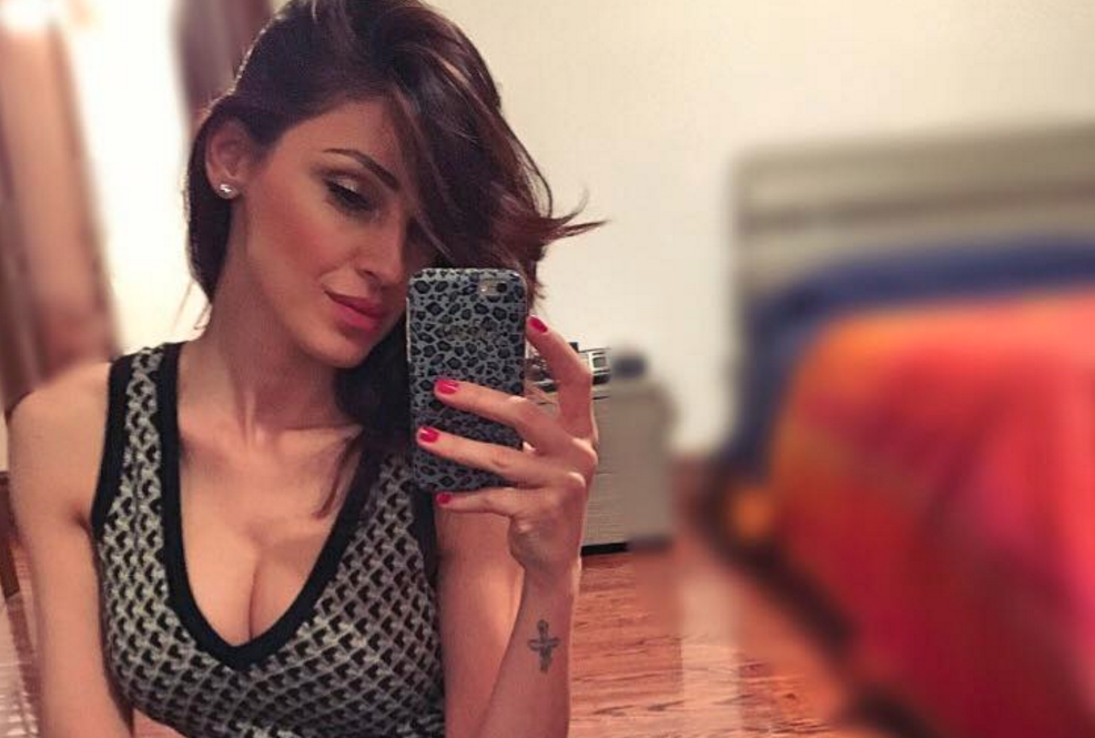 Anna Tatangelo pubblica un altro video che fa impazzire il web