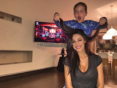 anna tatangelo video cameriere