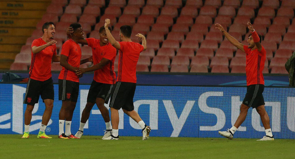 Napoli, i giocatori del Benfica innamorati della città