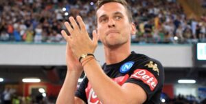 Arek Milik si presenta ai tifosi del Napoli: "Qui per regalare emozioni"