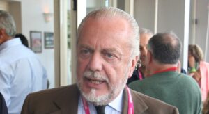 Napoli, De Laurentiis vuole il doppio colpo: Icardi e Milik