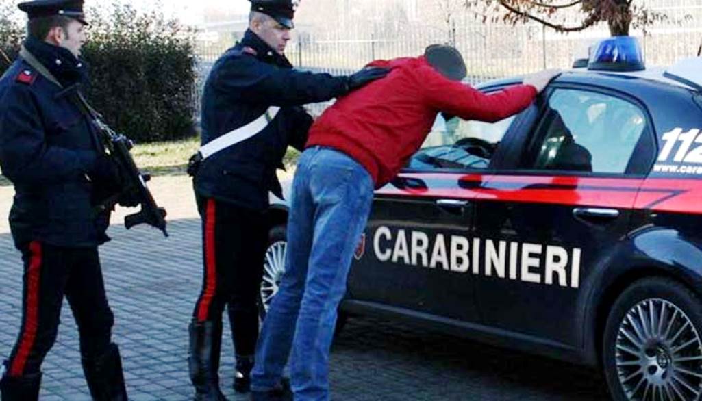 Casalesi, estorsori in manette: pretendevano il pizzo arretrato