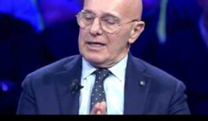 Arrigo Sacchi dagli studi mediaset si schiera con Sacchi e attacca Adl