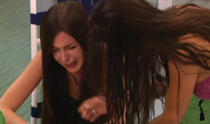 Asia Nuccetelli scoppia a piangere nella casa del Grande Fratello Vip