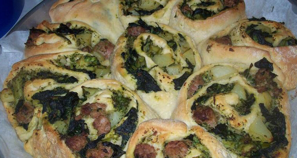 Babà rustico con salsiccia, provola e friarelli: ecco la ricetta