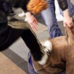Uomo aggredito da baby gang, finisce in ospedale per i colpi subiti