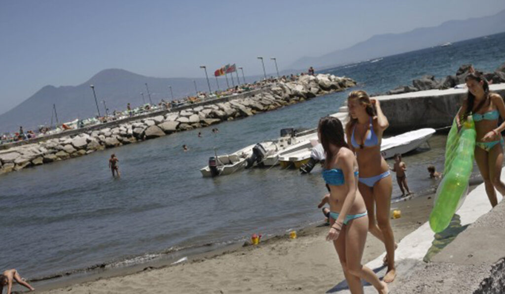 Balneazione 2017 Napoli, ecco dove è possibile fare il bagno