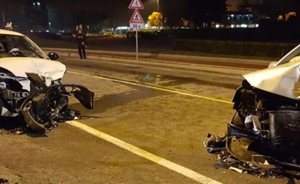 Caserta, scontro mortale tra due auto: una vittima