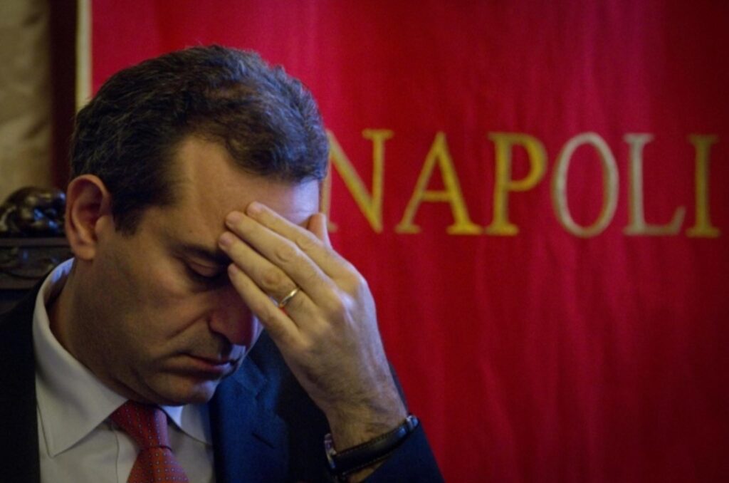 Bilancio del Comune di Napoli, arriva la diffida della Prefettura