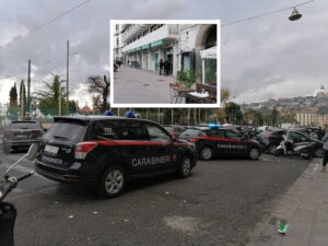 Napoli, blitz dei carabinieri in banca: militari armati di mitra