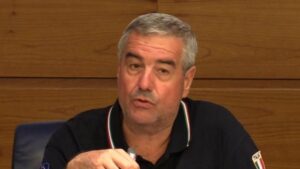 Coronavirus, bollettino della Protezione Civile: "Aumentano i casi, con 384 nuovi contagi"