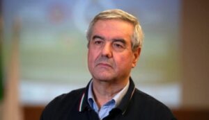 Bollettino Coronavirus, la Protezione Civile: "Salgono di nuovo i contagi, più del doppio. 9 vittime"