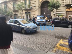 Miracolo di San Gennaro, pacco sospetto in via Duomo: allertati gli artificieri