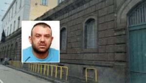 Colpito da un'emorragia in cella, 'o Nano è grave: il boss trasferito in ospedale
