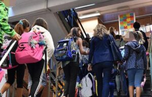 Escluso dalla recita natalizia perché autistico, a scuola arrivano gli ispettori