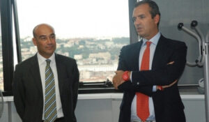 Caos Napoli Servizi, De Magistris interviene e Allocca si dimette